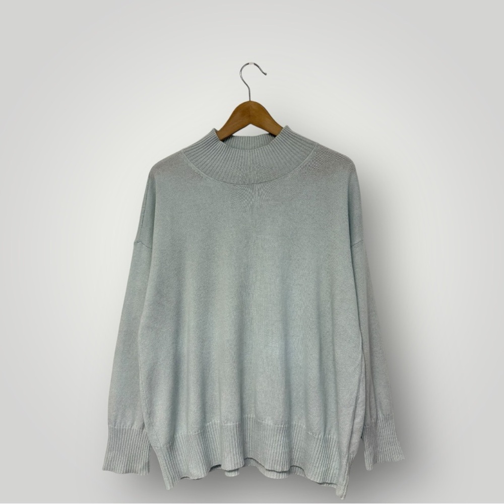 Eileen Fisher  100% Cashmere Sweater Blue Sz M‎